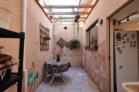 Casa para alugar com 120m², 2 quartos e sem vagaÁrea de Serviço