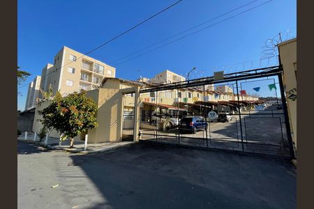 Casa de condomínio para alugar com 62m², 2 quartos e 1 vaga Casa de condomínio para alugar com 62m², 2 quartos e 1 vagaVista da Rua