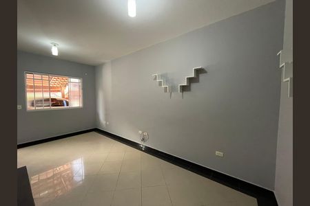 Sala de casa de condomínio para alugar com 2 quartos, 62m² em Jardim Central, Cotia