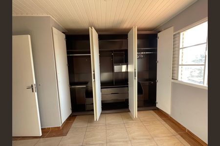 Quarto 1 de casa de condomínio para alugar com 2 quartos, 62m² em Jardim Central, Cotia
