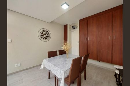 Casa de condomínio para alugar com 163m², 3 quartos e 1 vagaEspaço Gourmet