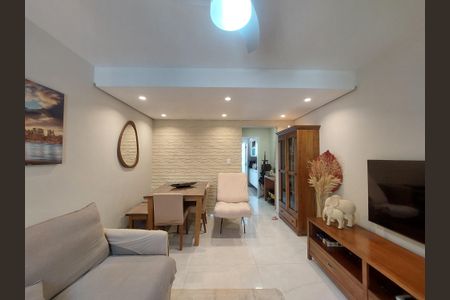 Sala de casa de condomínio para alugar com 3 quartos, 163m² em Vila do Castelo, São Paulo