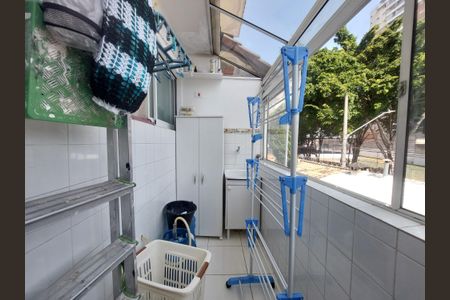 Casa de condomínio para alugar com 163m², 3 quartos e 1 vagaÁrea de Serviço