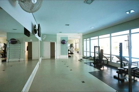 Apartamento para alugar com 115m², 2 quartos e 2 vagas Apartamento para alugar com 115m², 2 quartos e 2 vagasÁrea comum - Academia