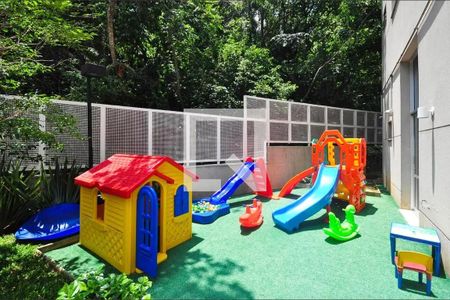 Apartamento para alugar com 115m², 2 quartos e 2 vagas Apartamento para alugar com 115m², 2 quartos e 2 vagasÁrea comum - Playground