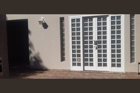 Casa à venda com 140m², 3 quartos e 4 vagas Casa à venda com 140m², 3 quartos e 4 vagasFoto 14