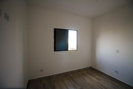 Casa à venda com 79m², 2 quartos e 2 vagas Casa à venda com 79m², 2 quartos e 2 vagasQuarto 2 - Suíte