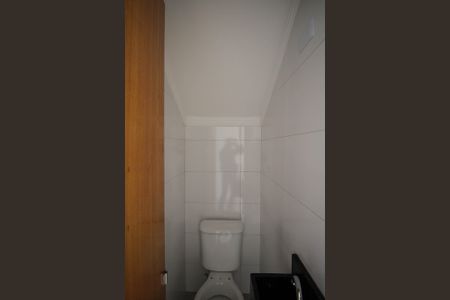 Casa à venda com 79m², 2 quartos e 2 vagas Casa à venda com 79m², 2 quartos e 2 vagasLavabo