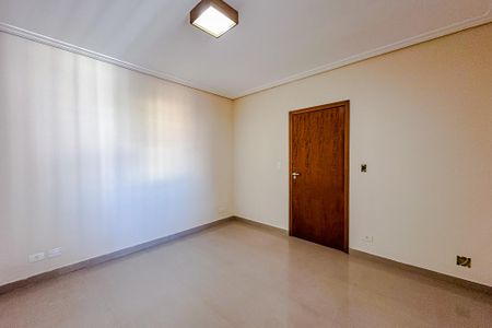Apartamento à venda com 126m², 3 quartos e 1 vagaQuarto 2