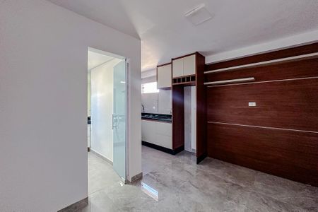 Sala de apartamento para alugar com 1 quarto, 42m² em Vila Bertioga, São Paulo