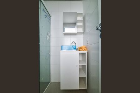 Apartamento para alugar com 49m², 2 quartos e 1 vaga Apartamento para alugar com 49m², 2 quartos e 1 vagaBanheiro Social