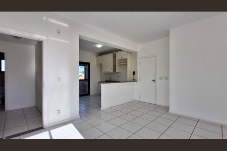 Apartamento para alugar com 82m², 2 quartos e 1 vaga Apartamento para alugar com 82m², 2 quartos e 1 vagaSala