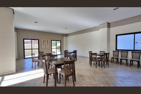 Apartamento para alugar com 82m², 2 quartos e 1 vaga Apartamento para alugar com 82m², 2 quartos e 1 vagaÁrea comum - Salão de festas