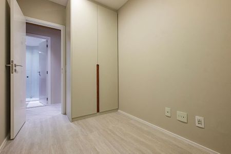 Apartamento para alugar com 78m², 2 quartos e 1 vagaQuarto 