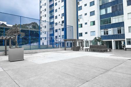 Apartamento para alugar com 75m², 3 quartos e 1 vaga Apartamento para alugar com 75m², 3 quartos e 1 vagaÁrea comum - Playground