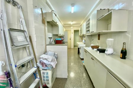 Apartamento à venda com 93m², 3 quartos e 2 vagasÁrea de Serviço