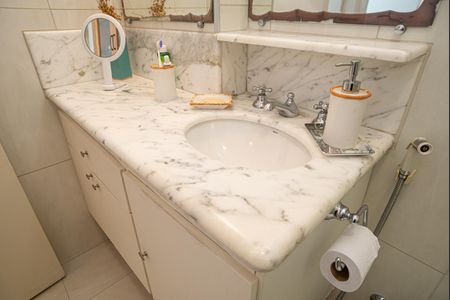 Apartamento à venda com 62m², 1 quarto e sem vagaBanheiro