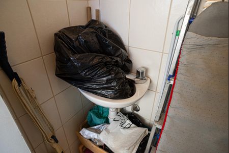 Apartamento à venda com 62m², 1 quarto e sem vagaBanheiro de Serviço