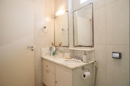 Apartamento à venda com 62m², 1 quarto e sem vagaBanheiro