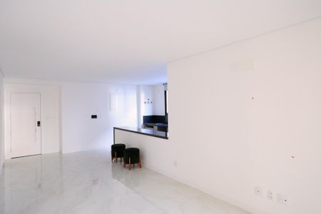 Sala de apartamento à venda com 3 quartos, 107m² em Funcionários, Belo Horizonte