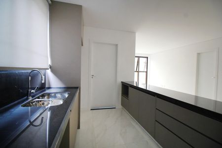 Apartamento à venda com 107m², 3 quartos e 3 vagasCozinha