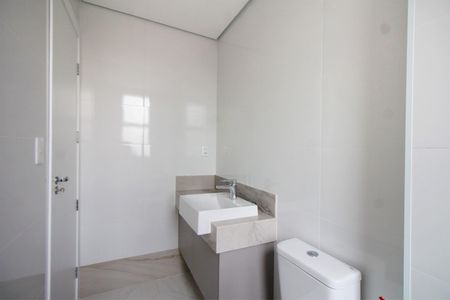 Apartamento à venda com 107m², 3 quartos e 3 vagasBanheiro da Suíte 2