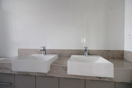 Apartamento à venda com 107m², 3 quartos e 3 vagasBanheiro da Suíte 1