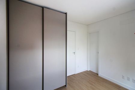 Apartamento à venda com 107m², 3 quartos e 3 vagasSuite 2