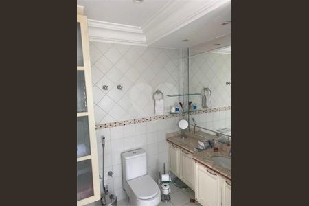 Apartamento à venda com 78m², 2 quartos e 1 vaga