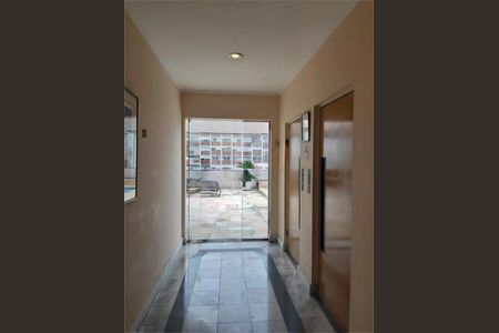 Apartamento à venda com 78m², 2 quartos e 1 vaga