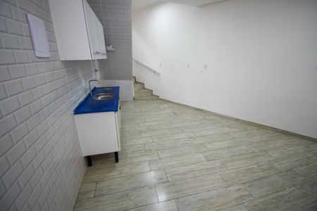 Casa para alugar com 60m², 2 quartos e 1 vagaSala/Cozinha