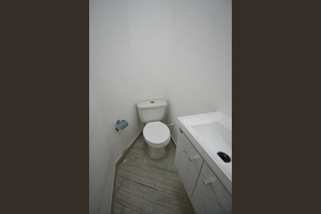 Casa para alugar com 60m², 2 quartos e 1 vagaLavabo