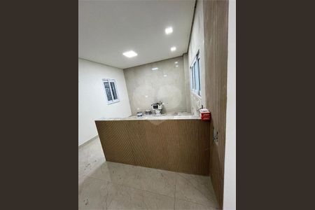 Casa à venda com 4 quartos, 270m² em Parque das Nações, Santo André