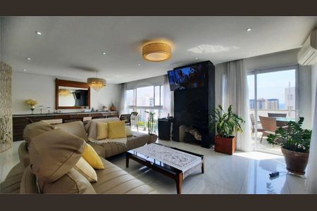 Apartamento à venda com 3 quartos, 300m² em Jardim Marajoara, São Paulo