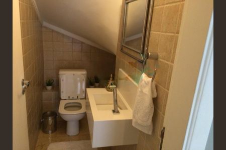 Casa à venda com 4 quartos, 210m² em Vila Nair, São Paulo