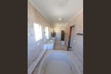 Casa à venda com 447m², 4 quartos e 2 vagas