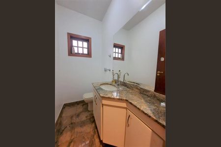 Casa à venda com 447m², 4 quartos e 2 vagas