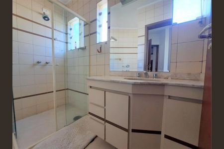 Casa à venda com 447m², 4 quartos e 2 vagas