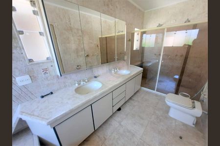 Casa à venda com 447m², 4 quartos e 2 vagas