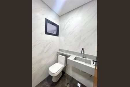 Casa à venda com 3 quartos, 145m² em Parque Oratório, Santo André