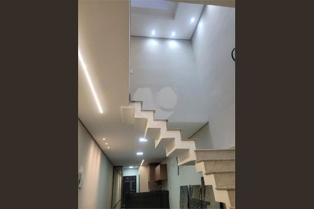 Casa à venda com 3 quartos, 145m² em Parque Oratório, Santo André