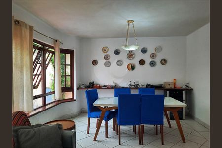 Casa à venda com 4 quartos, 162m² em Campo Belo, São Paulo