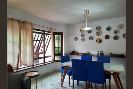 Casa à venda com 4 quartos, 162m² em Campo Belo, São Paulo