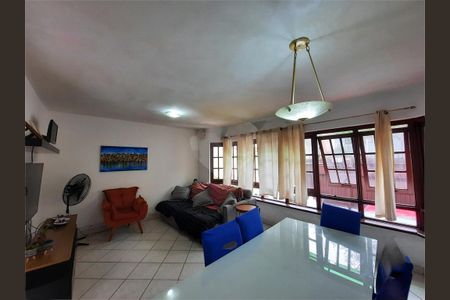 Casa à venda com 4 quartos, 162m² em Campo Belo, São Paulo