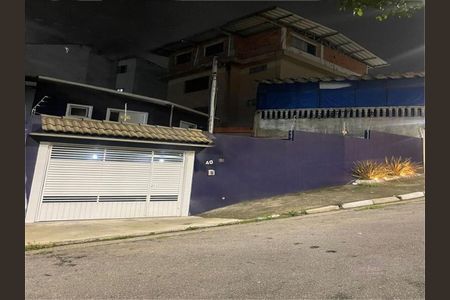 Casa à venda com 123m², 3 quartos e 4 vagas
