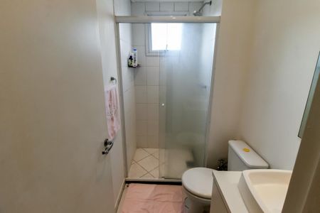Apartamento para alugar com 69m², 2 quartos e 2 vagas Apartamento para alugar com 69m², 2 quartos e 2 vagasBanheiro da Suíte