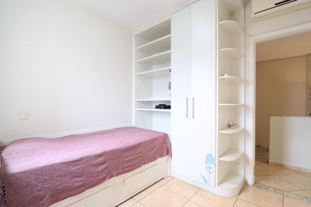 Apartamento à venda com 174m², 4 quartos e 6 vagasQuarto 1