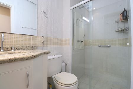 Apartamento à venda com 174m², 4 quartos e 6 vagasBanheiro Social