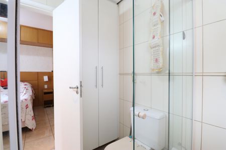 Apartamento à venda com 174m², 4 quartos e 6 vagasBanheiro da Suíte 1