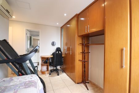 Apartamento à venda com 174m², 4 quartos e 6 vagasSuíte 2